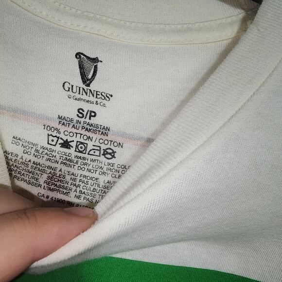 Guinness toucan men's shirt size small - Picture 6 of 6